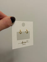 Load image into Gallery viewer, Isla Rae Jewelry Regan Hoops
