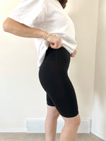 Load image into Gallery viewer, RD Style Knit Biker Shorts - Black
