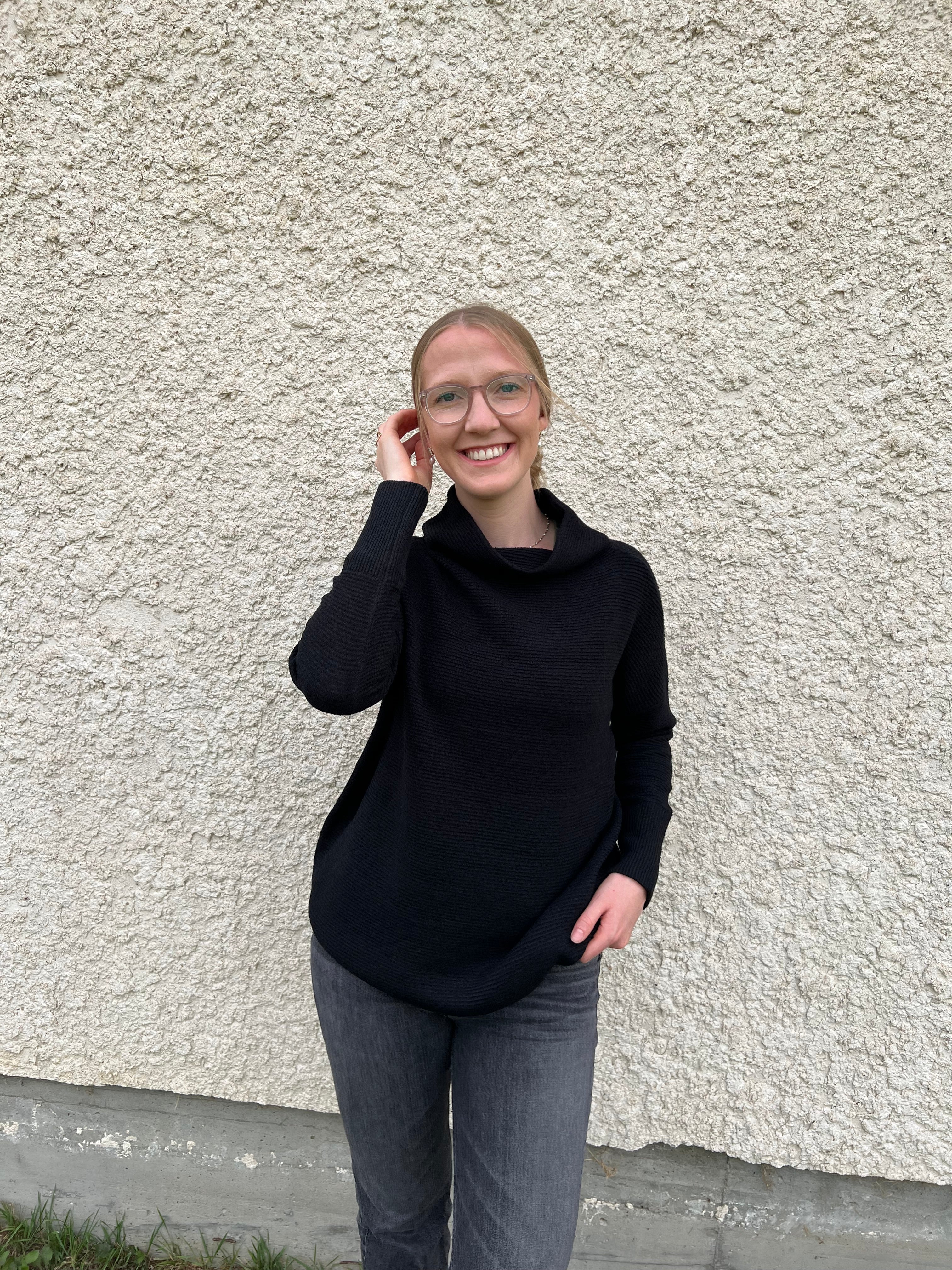 RD Style Nancy Ottoman