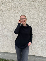 Load image into Gallery viewer, RD Style Nancy Ottoman
