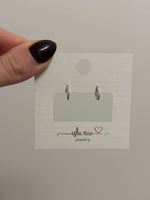 Load image into Gallery viewer, Isla Rae Jewelry Regan Hoops
