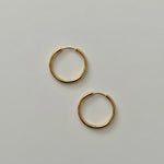 Load image into Gallery viewer, Namaste Jewelry Minimal Hoops 2.0 - Gold
