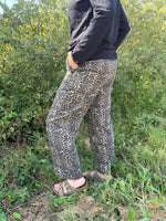 Load image into Gallery viewer, Brunette the Label Leopard Barrel Twill Jogger
