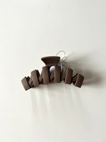 Load image into Gallery viewer, Zig Zag Claw Hair Clip
