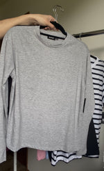 Load image into Gallery viewer, RD Style Noor Crewneck Long Sleeve Tee
