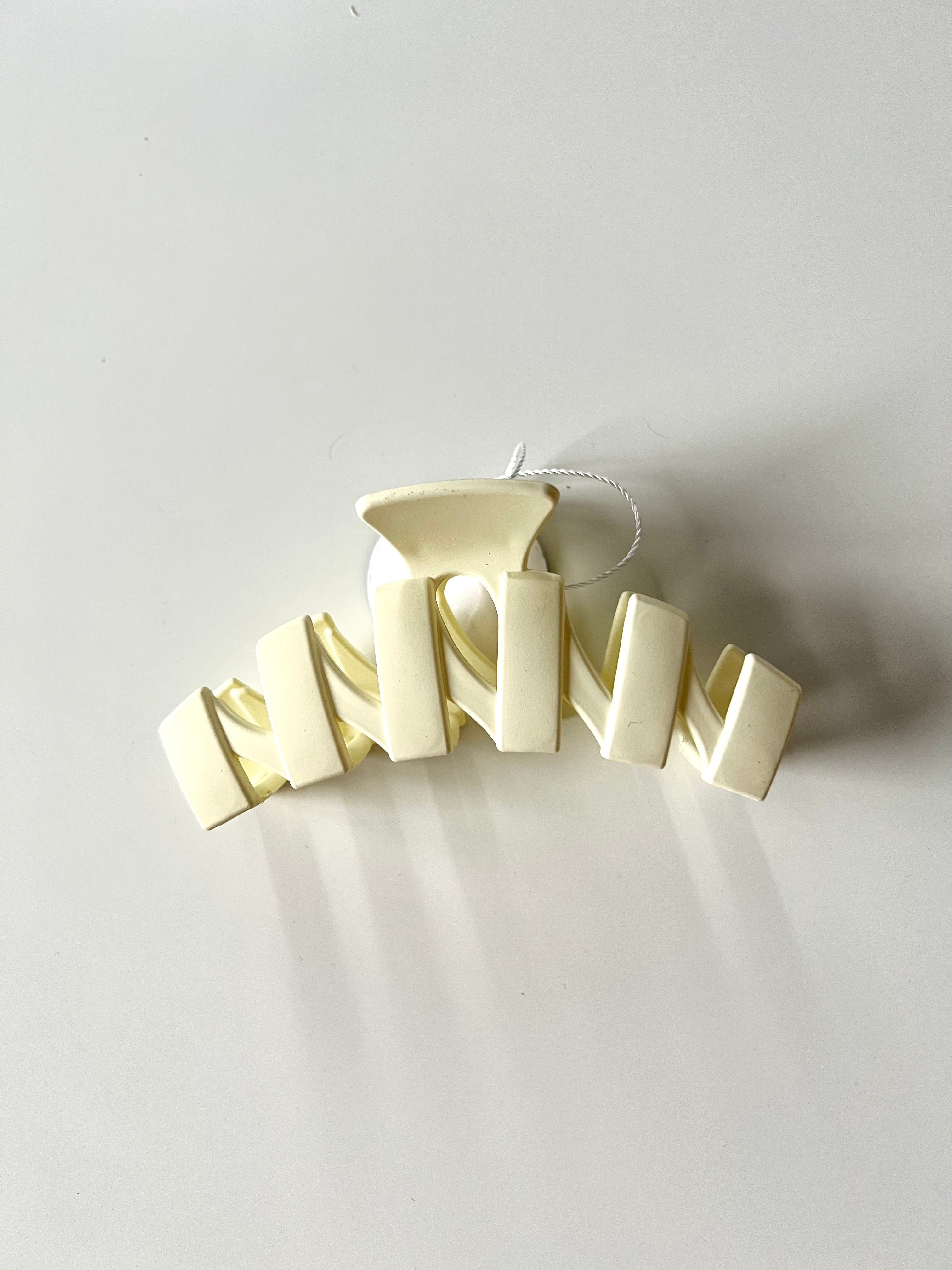 Zig Zag Claw Hair Clip