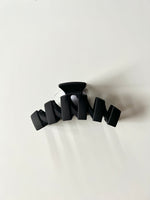 Load image into Gallery viewer, Zig Zag Claw Hair Clip
