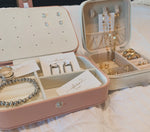 Load image into Gallery viewer, Jewelry Travel Case - White
