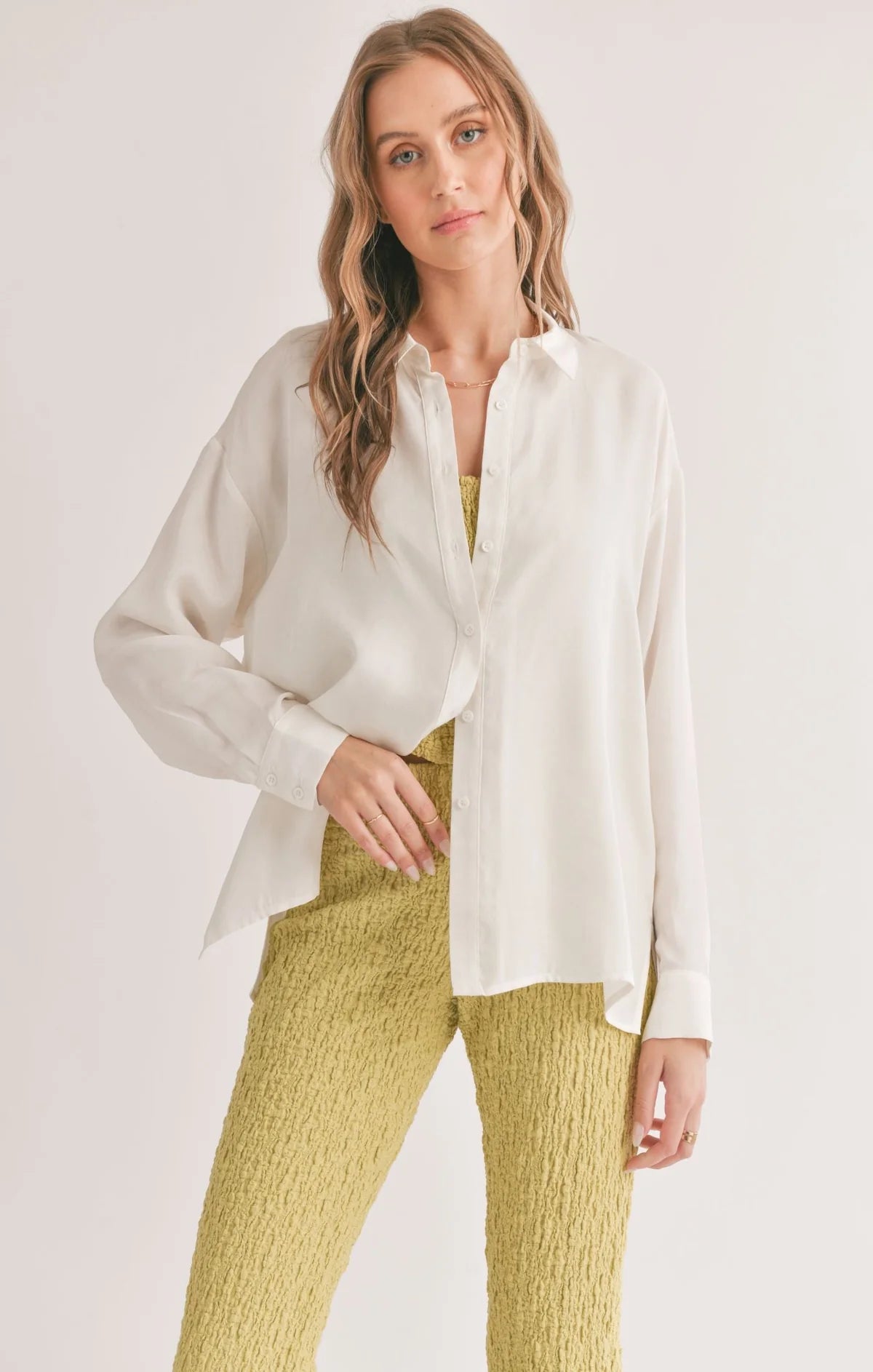 Sadie & Sage Dunes Button Up Shirt - White