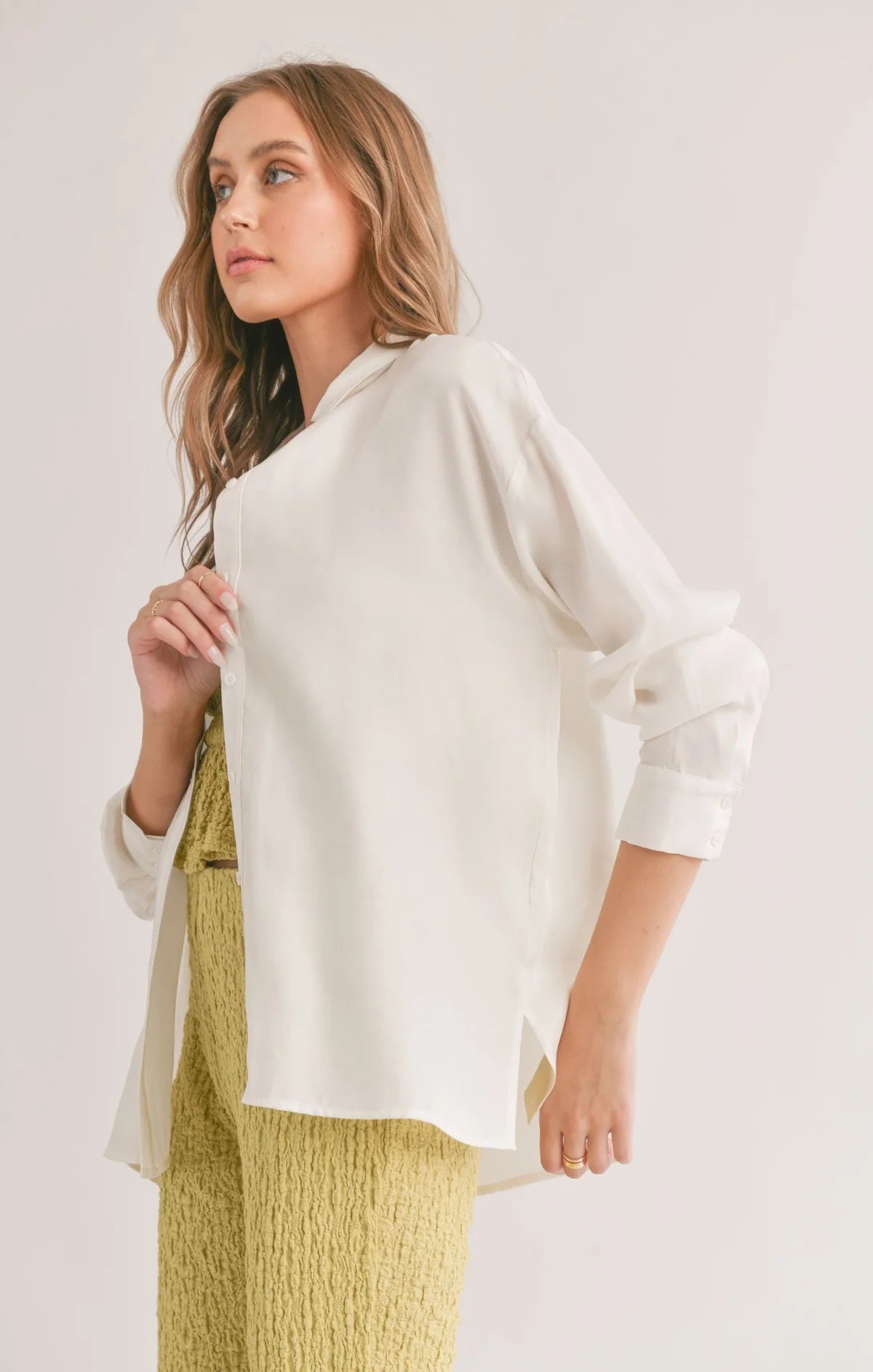 Sadie & Sage Dunes Button Up Shirt - White