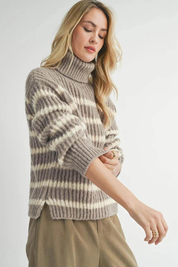 Sadie & Sage Aki Turtleneck - Moss/Ivory