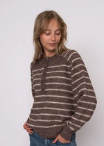 Load image into Gallery viewer, RD Style Suavia Striped Raglan Henley
