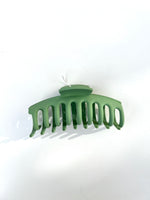Load image into Gallery viewer, Classic Claw Hair Clip
