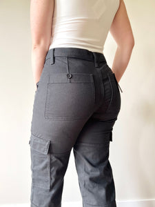 Silver Jeans Cargo Pant - Black