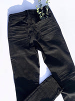Load image into Gallery viewer, Silver Jeans For Us Isbister High Rise Skinny - Black
