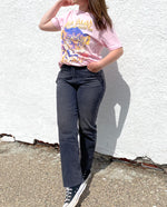 Load image into Gallery viewer, Silver Jeans Highly Desirable Straight - Black
