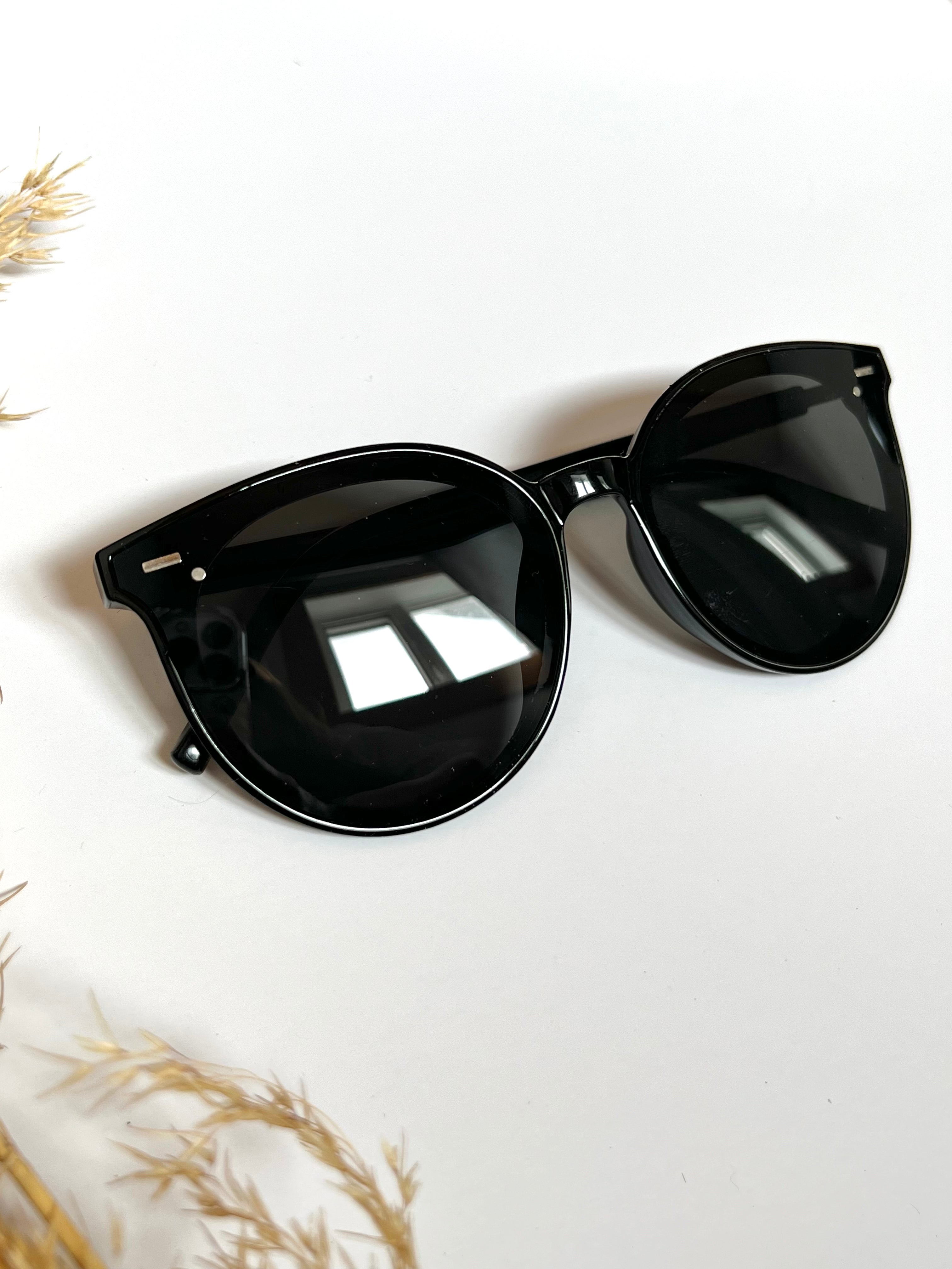 Shady Lady Jordie Sunglasses - Black